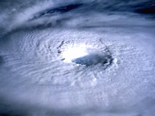 cyclone-odessa-oeil.jpg